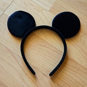 Mickey mouse ears